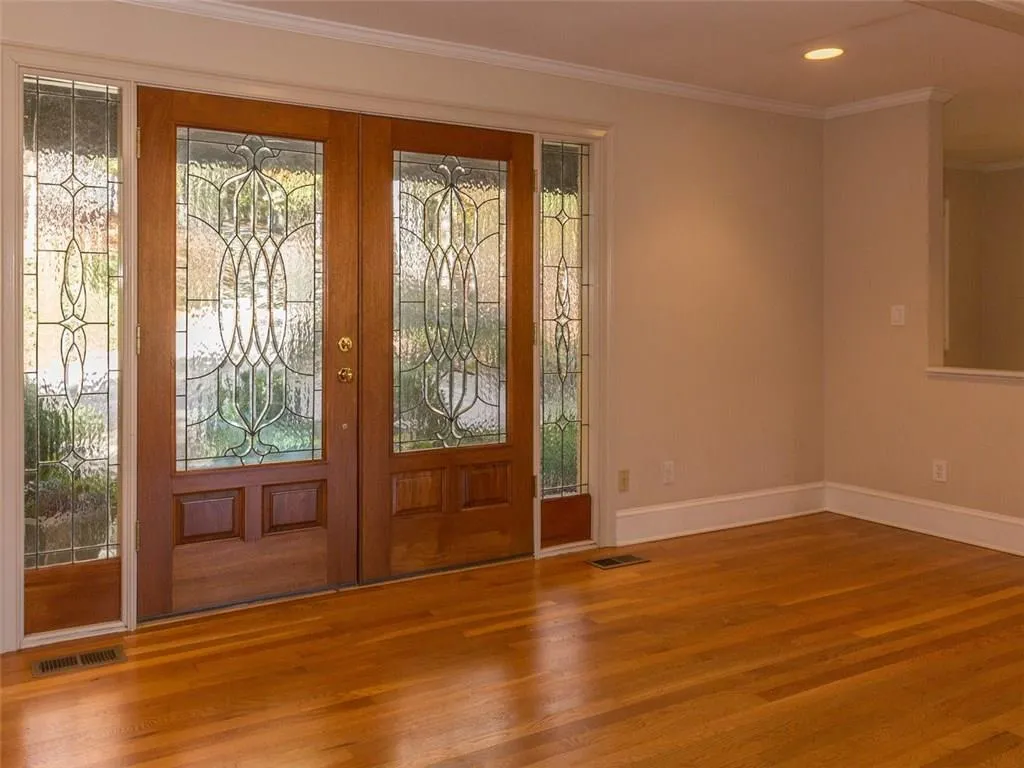 1025 Ridge Tarn, Sandy Springs, Georgia 30350, 4 Bedrooms Bedrooms, ,3 BathroomsBathrooms,Residential,Sold,1025 Ridge Tarn,5774745