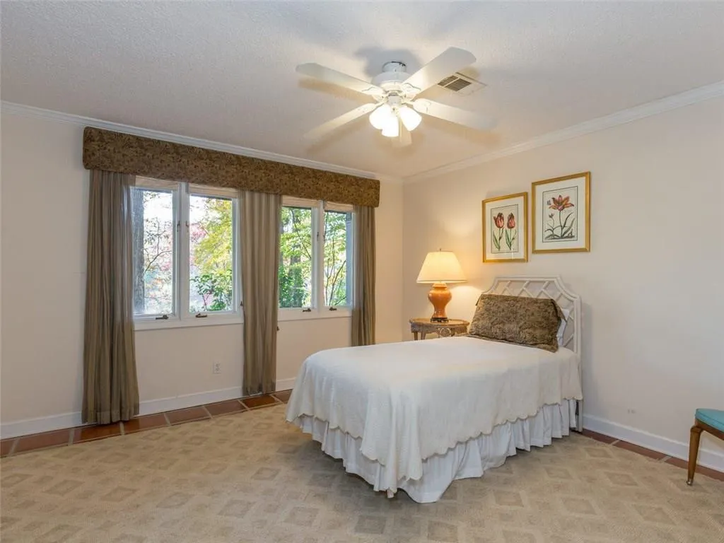 1025 Ridge Tarn, Sandy Springs, Georgia 30350, 4 Bedrooms Bedrooms, ,3 BathroomsBathrooms,Residential,Sold,1025 Ridge Tarn,5774745
