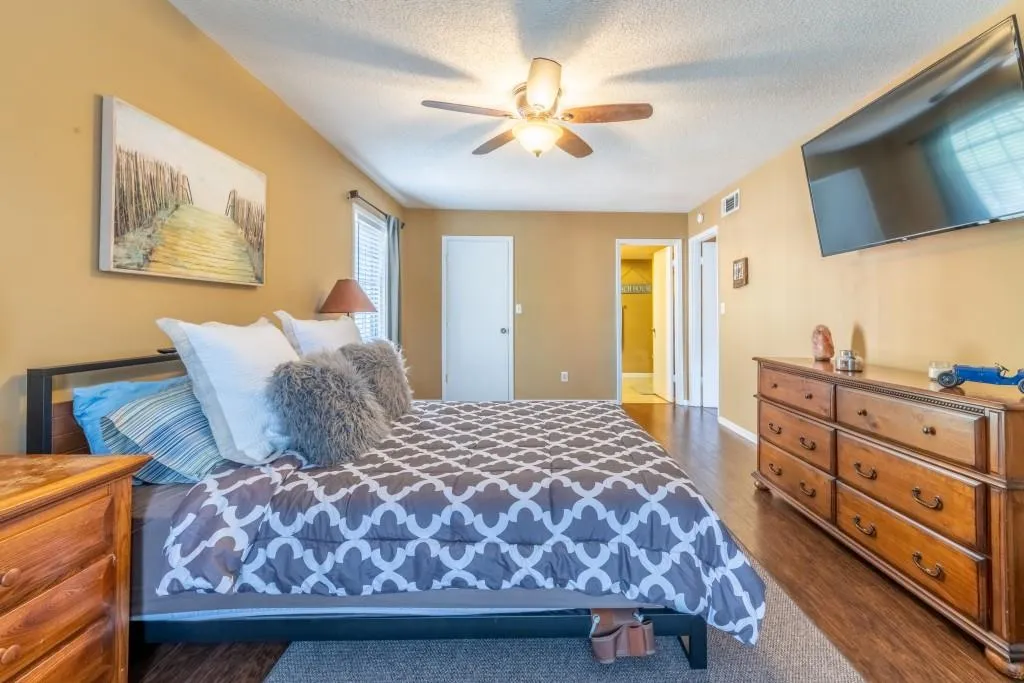 6851 Roswell Road Unit K-11, Sandy Springs, Georgia 30328, 2 Bedrooms Bedrooms, ,2 BathroomsBathrooms,Residential,Sold,6851 Roswell Road Unit K-11,7031818