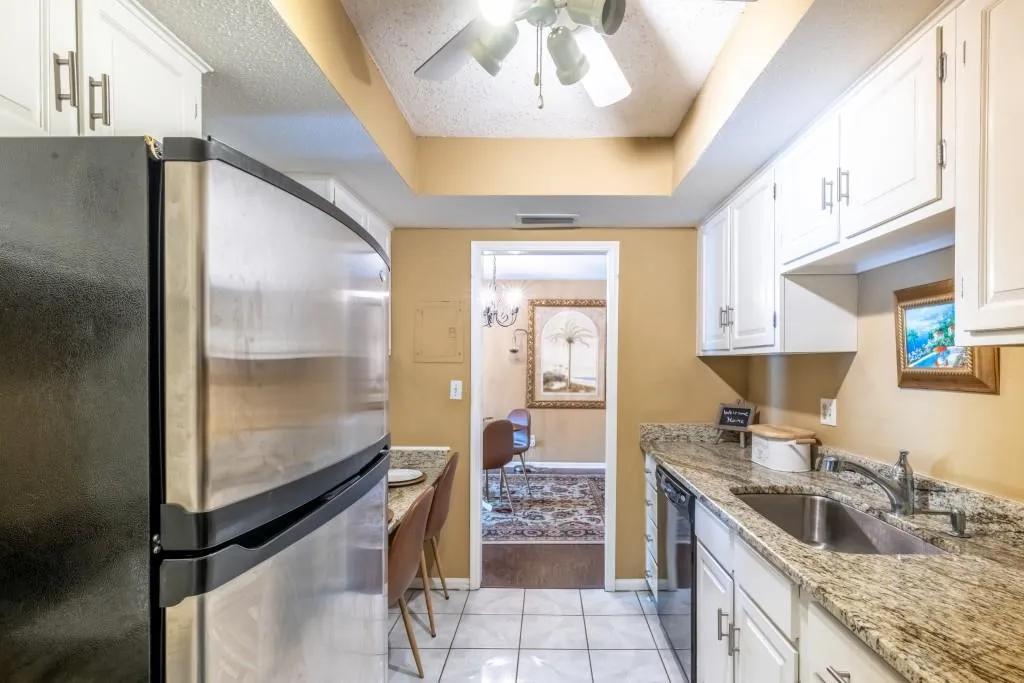 6851 Roswell Road Unit K-11, Sandy Springs, Georgia 30328, 2 Bedrooms Bedrooms, ,2 BathroomsBathrooms,Residential,Sold,6851 Roswell Road Unit K-11,7031818