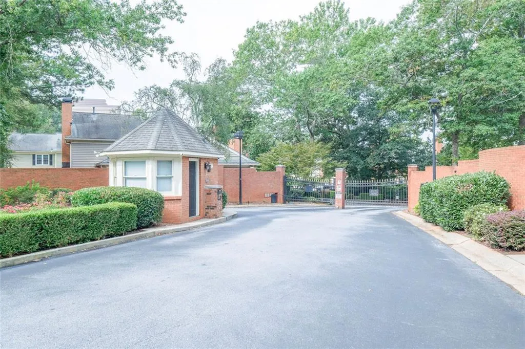 103 Mount Vernon Circle, Atlanta, Georgia 30338, 2 Bedrooms Bedrooms, ,2 BathroomsBathrooms,Residential,For Sale,103 Mount Vernon Circle,7648750