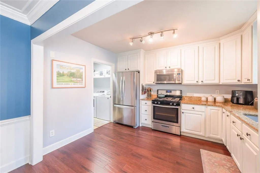 103 Mount Vernon Circle, Atlanta, Georgia 30338, 2 Bedrooms Bedrooms, ,2 BathroomsBathrooms,Residential,For Sale,103 Mount Vernon Circle,7648750