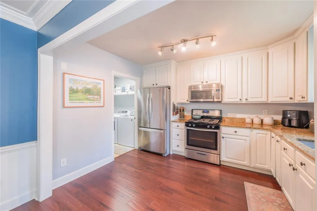 103 Mount Vernon Circle, Atlanta, Georgia 30338, 2 Bedrooms Bedrooms, ,2 BathroomsBathrooms,Residential,For Sale,103 Mount Vernon Circle,7648750