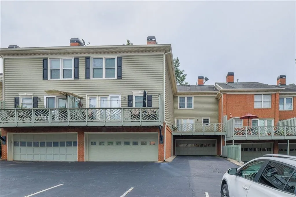 103 Mount Vernon Circle, Atlanta, Georgia 30338, 2 Bedrooms Bedrooms, ,2 BathroomsBathrooms,Residential,For Sale,103 Mount Vernon Circle,7648750