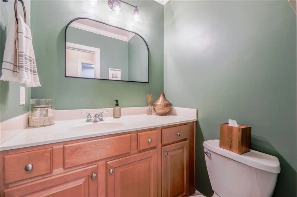 103 Mount Vernon Circle, Atlanta, Georgia 30338, 2 Bedrooms Bedrooms, ,2 BathroomsBathrooms,Residential,For Sale,103 Mount Vernon Circle,7648750