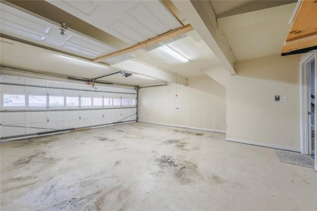 103 Mount Vernon Circle, Atlanta, Georgia 30338, 2 Bedrooms Bedrooms, ,2 BathroomsBathrooms,Residential,For Sale,103 Mount Vernon Circle,7648750