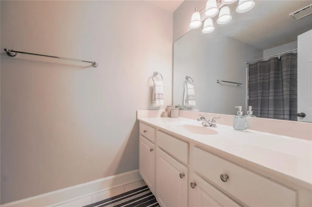 103 Mount Vernon Circle, Atlanta, Georgia 30338, 2 Bedrooms Bedrooms, ,2 BathroomsBathrooms,Residential,For Sale,103 Mount Vernon Circle,7648750