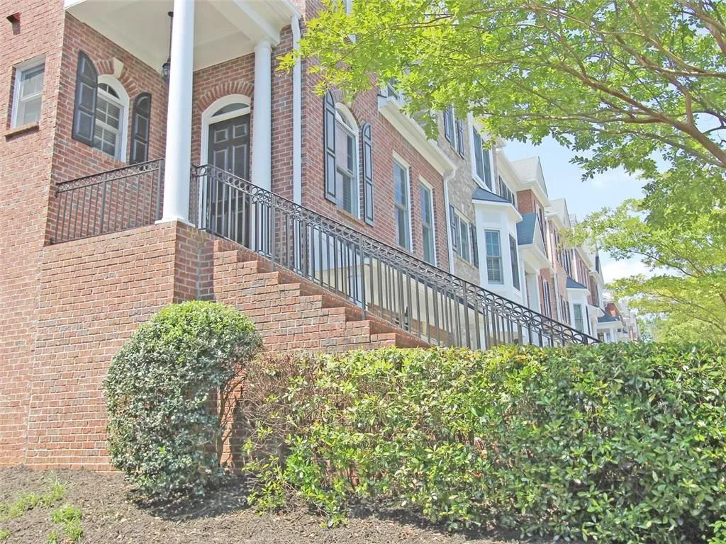 5867 Riverstone Circle Unit 17, Atlanta, Georgia 30339, 3 Bedrooms Bedrooms, ,3 BathroomsBathrooms,Residential,Sold,5867 Riverstone Circle Unit 17,5848423