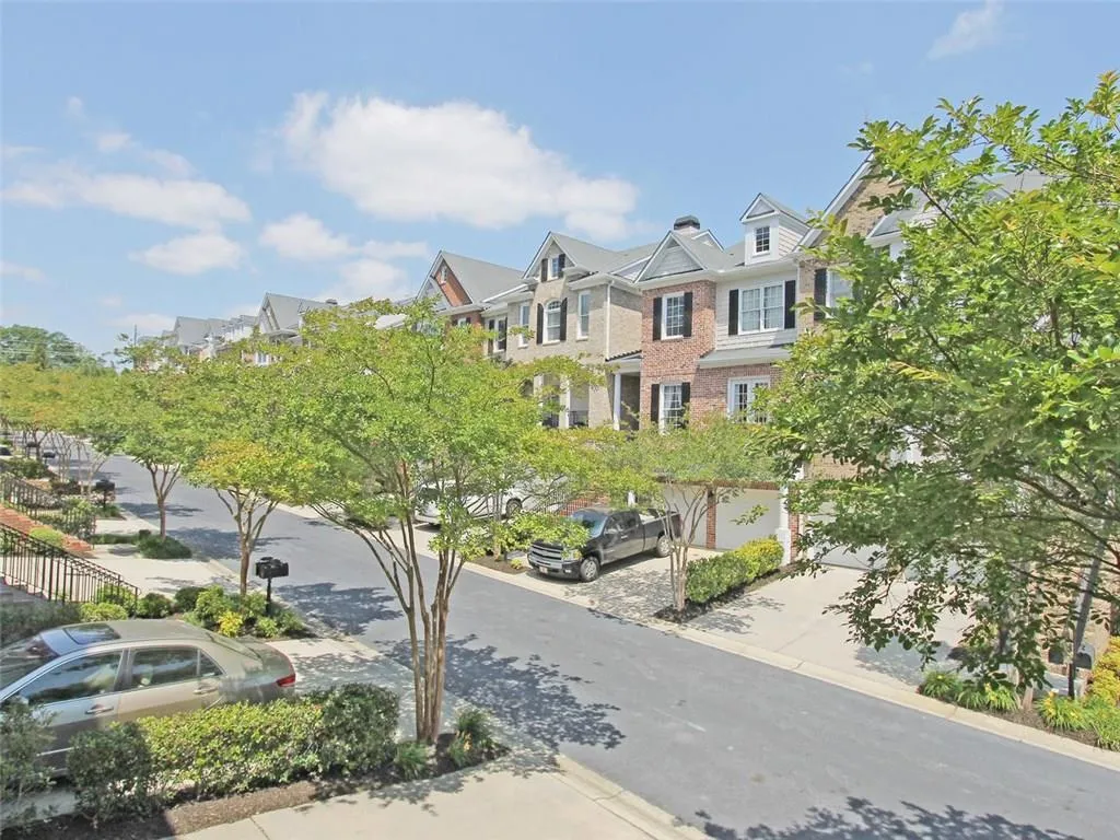 5867 Riverstone Circle Unit 17, Atlanta, Georgia 30339, 3 Bedrooms Bedrooms, ,3 BathroomsBathrooms,Residential,Sold,5867 Riverstone Circle Unit 17,5848423