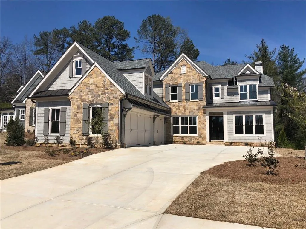 221 Belle Lane, Sandy Springs, Georgia 30328, 5 Bedrooms Bedrooms, ,5 BathroomsBathrooms,Residential,Sold,221 Belle Lane,5925166