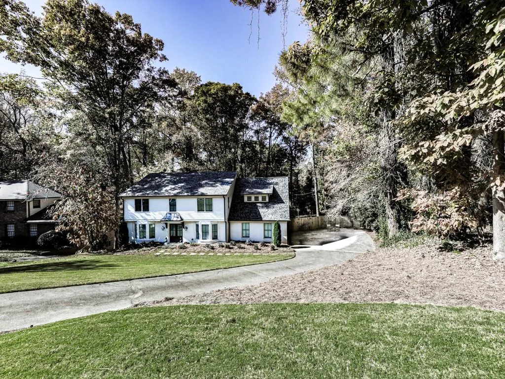 840 Edgewater Trail, Atlanta, Georgia 30328, 5 Bedrooms Bedrooms, ,4 BathroomsBathrooms,Residential,Sold,840 Edgewater Trail,6973024