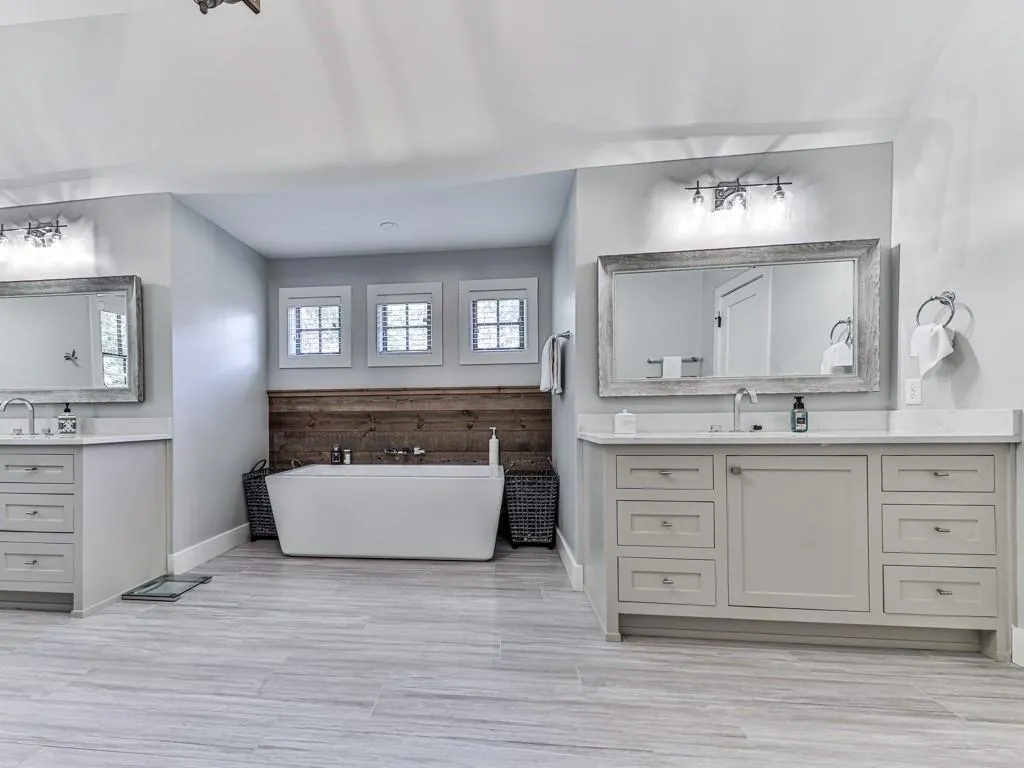 840 Edgewater Trail, Atlanta, Georgia 30328, 5 Bedrooms Bedrooms, ,4 BathroomsBathrooms,Residential,Sold,840 Edgewater Trail,6973024