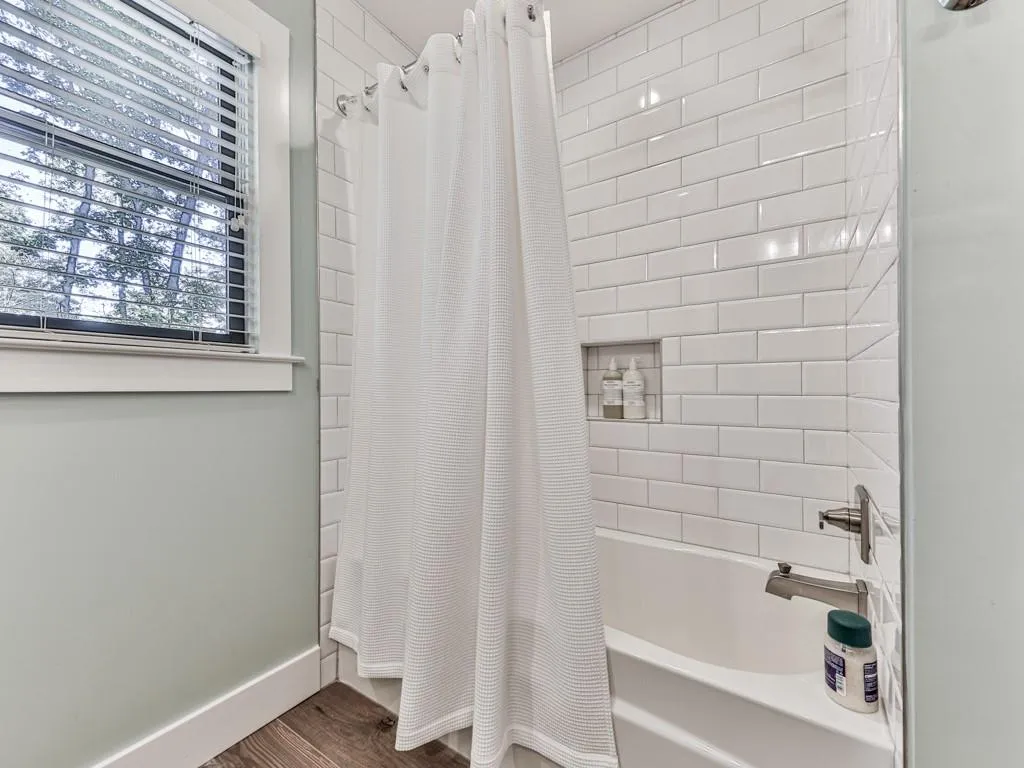 840 Edgewater Trail, Atlanta, Georgia 30328, 5 Bedrooms Bedrooms, ,4 BathroomsBathrooms,Residential,Sold,840 Edgewater Trail,6973024