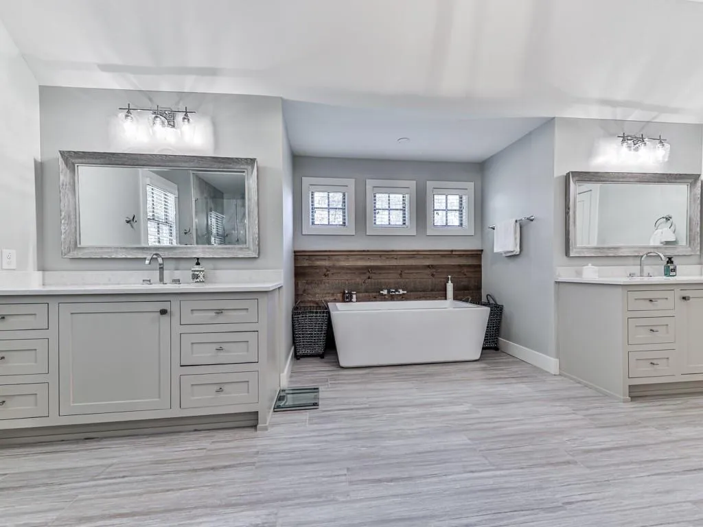 840 Edgewater Trail, Atlanta, Georgia 30328, 5 Bedrooms Bedrooms, ,4 BathroomsBathrooms,Residential,Sold,840 Edgewater Trail,6973024