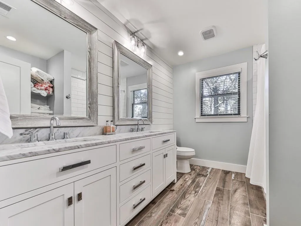 840 Edgewater Trail, Atlanta, Georgia 30328, 5 Bedrooms Bedrooms, ,4 BathroomsBathrooms,Residential,Sold,840 Edgewater Trail,6973024