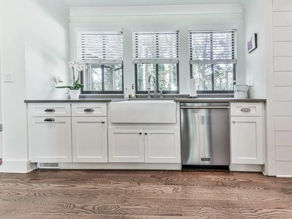 840 Edgewater Trail, Atlanta, Georgia 30328, 5 Bedrooms Bedrooms, ,4 BathroomsBathrooms,Residential,Sold,840 Edgewater Trail,6973024