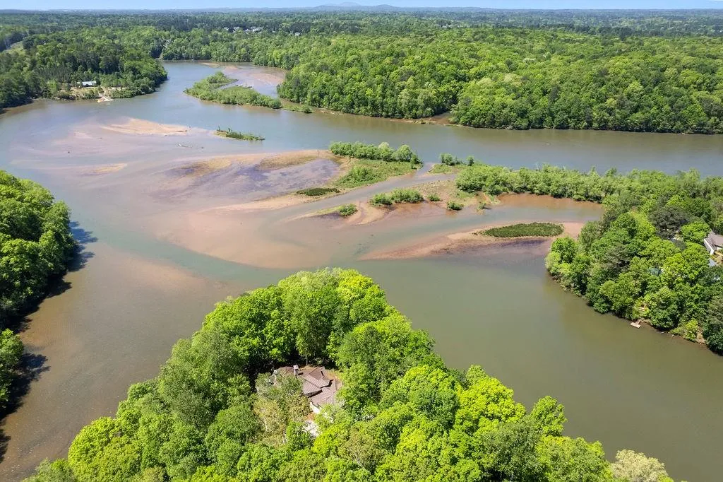 27 Wing Mill Road, Sandy Springs, Georgia 30350, 5 Bedrooms Bedrooms, ,4 BathroomsBathrooms,Residential,Sold,27 Wing Mill Road,7205706