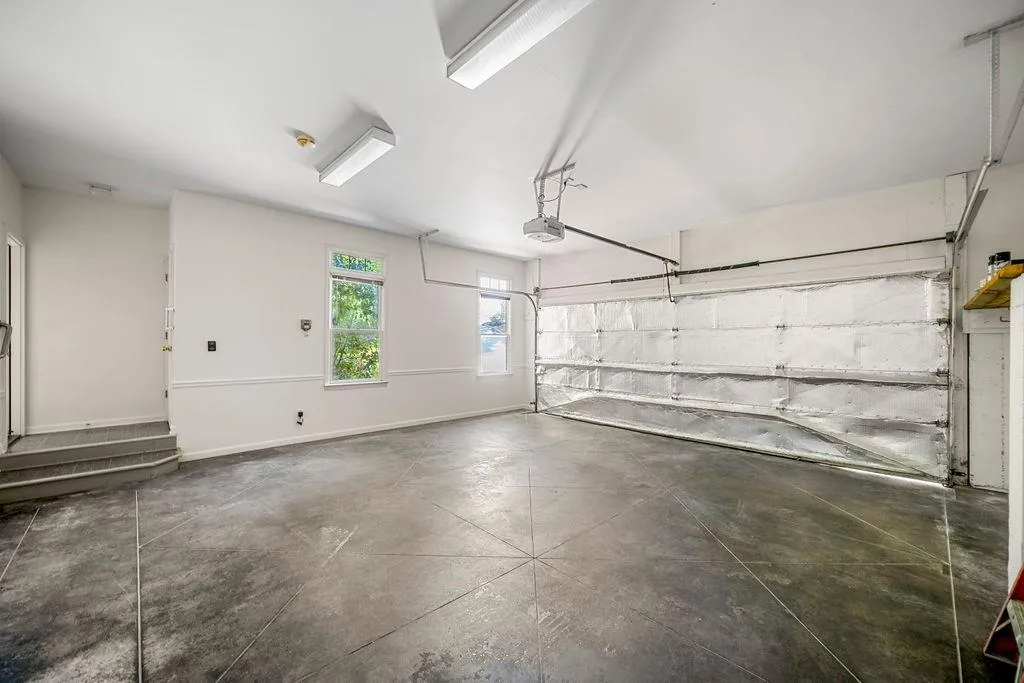 27 Wing Mill Road, Sandy Springs, Georgia 30350, 5 Bedrooms Bedrooms, ,4 BathroomsBathrooms,Residential,Sold,27 Wing Mill Road,7205706