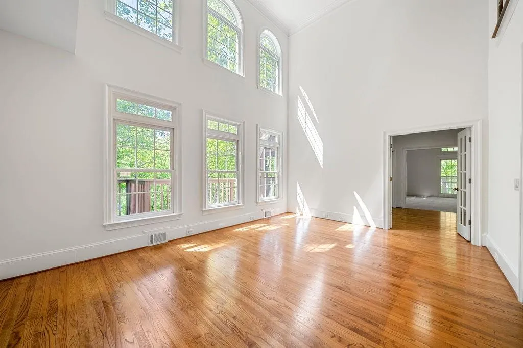 27 Wing Mill Road, Sandy Springs, Georgia 30350, 5 Bedrooms Bedrooms, ,4 BathroomsBathrooms,Residential,Sold,27 Wing Mill Road,7205706