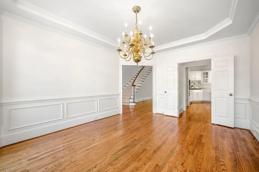 27 Wing Mill Road, Sandy Springs, Georgia 30350, 5 Bedrooms Bedrooms, ,4 BathroomsBathrooms,Residential,Sold,27 Wing Mill Road,7205706