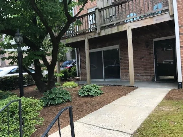 6520 Roswell Road Unit 82, Sandy Springs, Georgia 30328, 2 Bedrooms Bedrooms, ,2 BathroomsBathrooms,Residential,Sold,6520 Roswell Road Unit 82,6722083