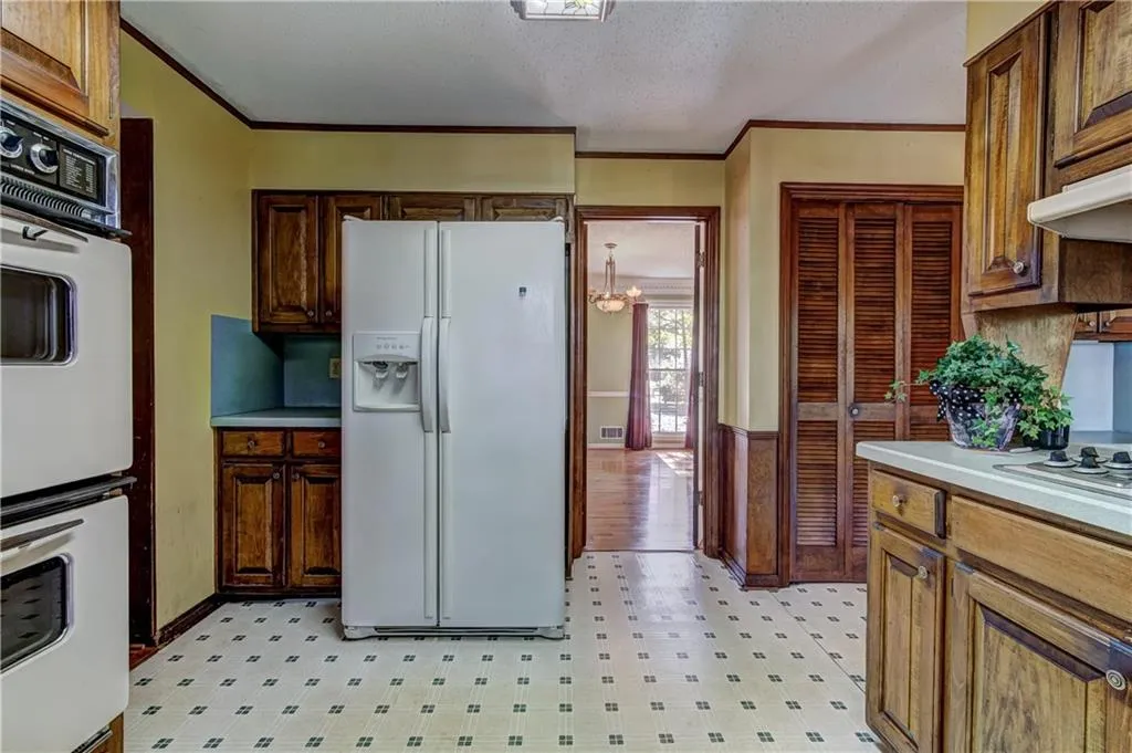 515 Spender Trace, Sandy Springs, Georgia 30350, 4 Bedrooms Bedrooms, ,2 BathroomsBathrooms,Residential,Sold,515 Spender Trace,5923603