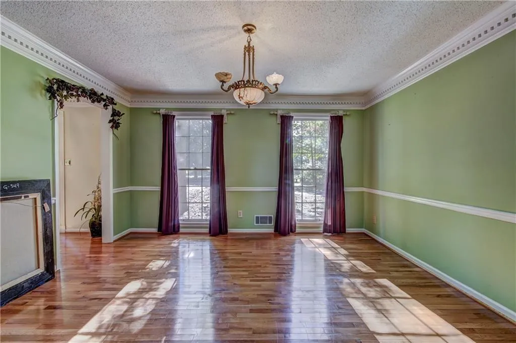515 Spender Trace, Sandy Springs, Georgia 30350, 4 Bedrooms Bedrooms, ,2 BathroomsBathrooms,Residential,Sold,515 Spender Trace,5923603
