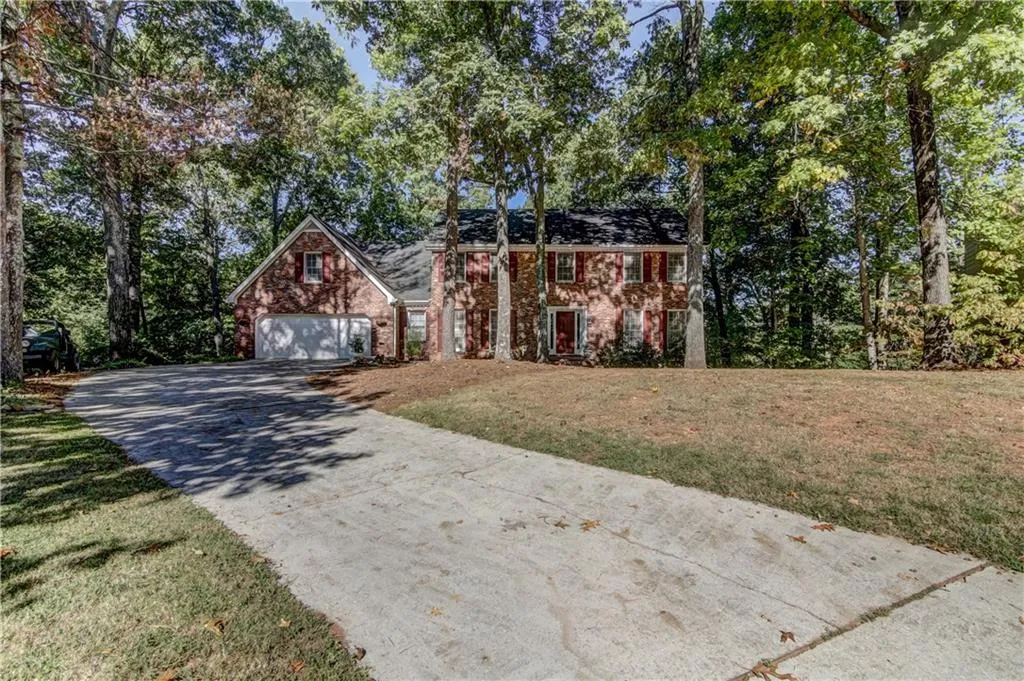 515 Spender Trace, Sandy Springs, Georgia 30350, 4 Bedrooms Bedrooms, ,2 BathroomsBathrooms,Residential,Sold,515 Spender Trace,5923603
