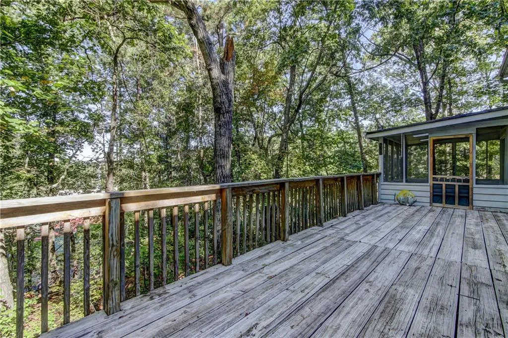 515 Spender Trace, Sandy Springs, Georgia 30350, 4 Bedrooms Bedrooms, ,2 BathroomsBathrooms,Residential,Sold,515 Spender Trace,5923603