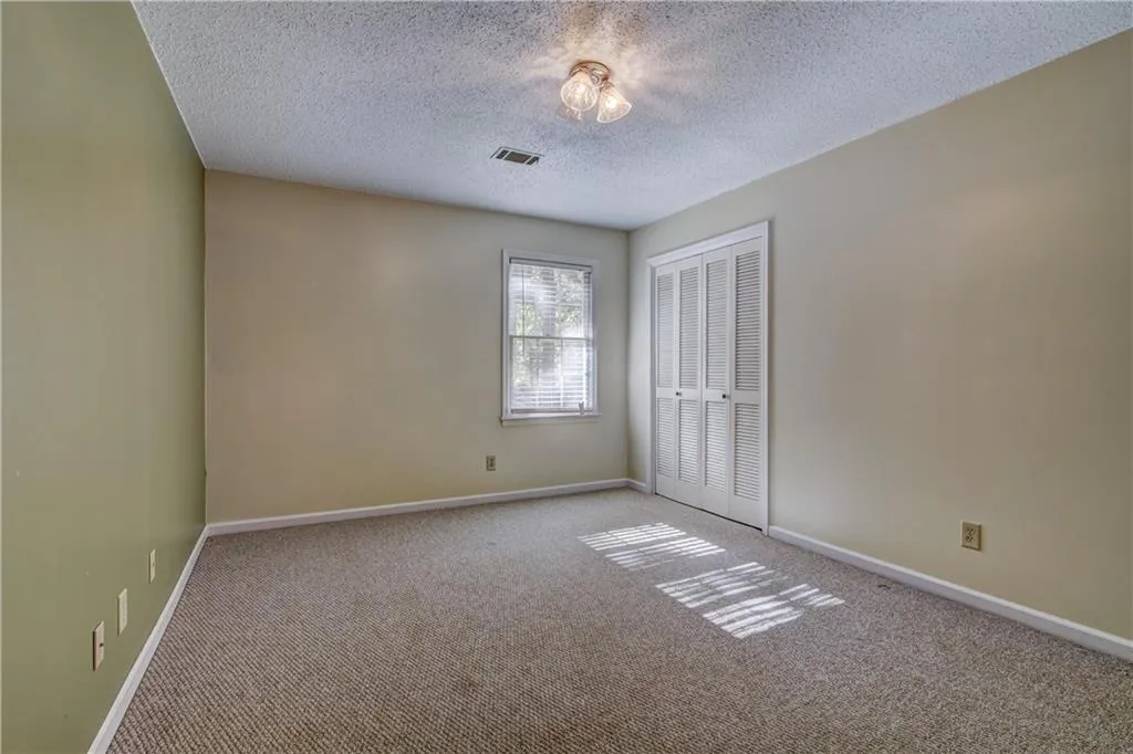 515 Spender Trace, Sandy Springs, Georgia 30350, 4 Bedrooms Bedrooms, ,2 BathroomsBathrooms,Residential,Sold,515 Spender Trace,5923603