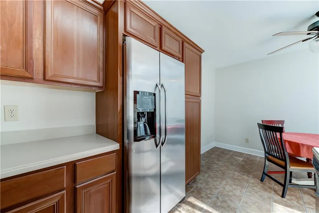 64 Mount Vernon Circle, Dunwoody, Georgia 30338, 2 Bedrooms Bedrooms, ,2 BathroomsBathrooms,Residential,Sold,64 Mount Vernon Circle,6809664