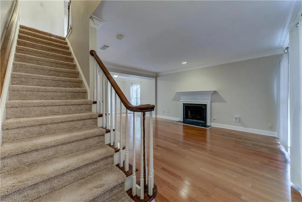 64 Mount Vernon Circle, Dunwoody, Georgia 30338, 2 Bedrooms Bedrooms, ,2 BathroomsBathrooms,Residential,Sold,64 Mount Vernon Circle,6809664