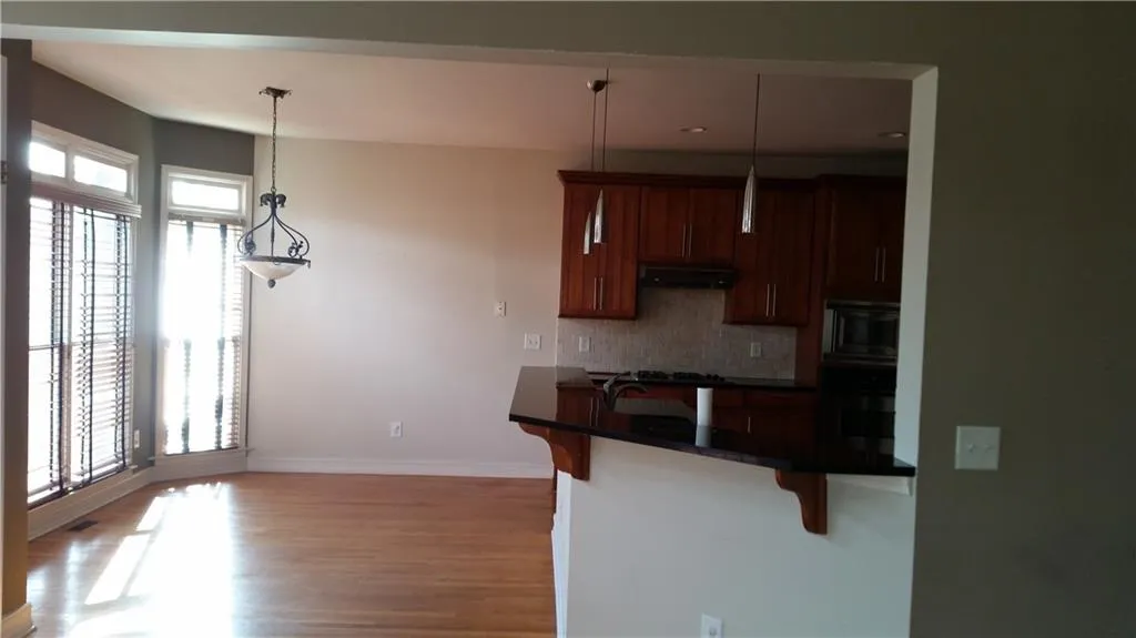 7315 Ne Village Creek Trace, Sandy Springs, Georgia 30328, 4 Bedrooms Bedrooms, ,3 BathroomsBathrooms,Residential,Sold,7315 Ne Village Creek Trace,5769421