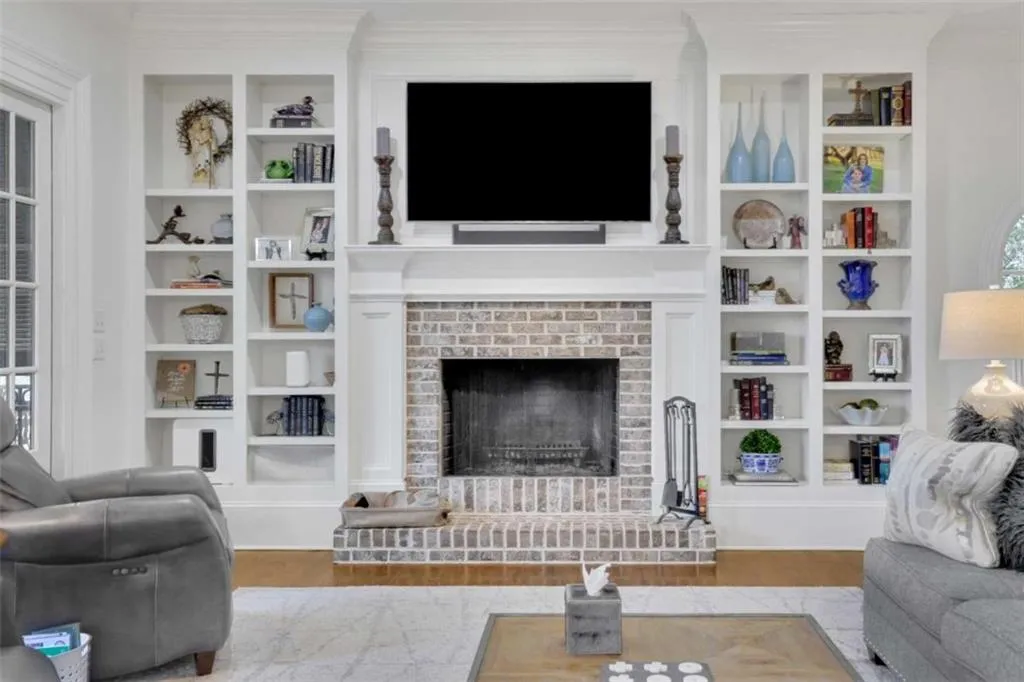 4084 Peachtree Dunwoody Road, Atlanta, Georgia 30342, 5 Bedrooms Bedrooms, ,5 BathroomsBathrooms,Residential,For Sale,4084 Peachtree Dunwoody Road,7587762