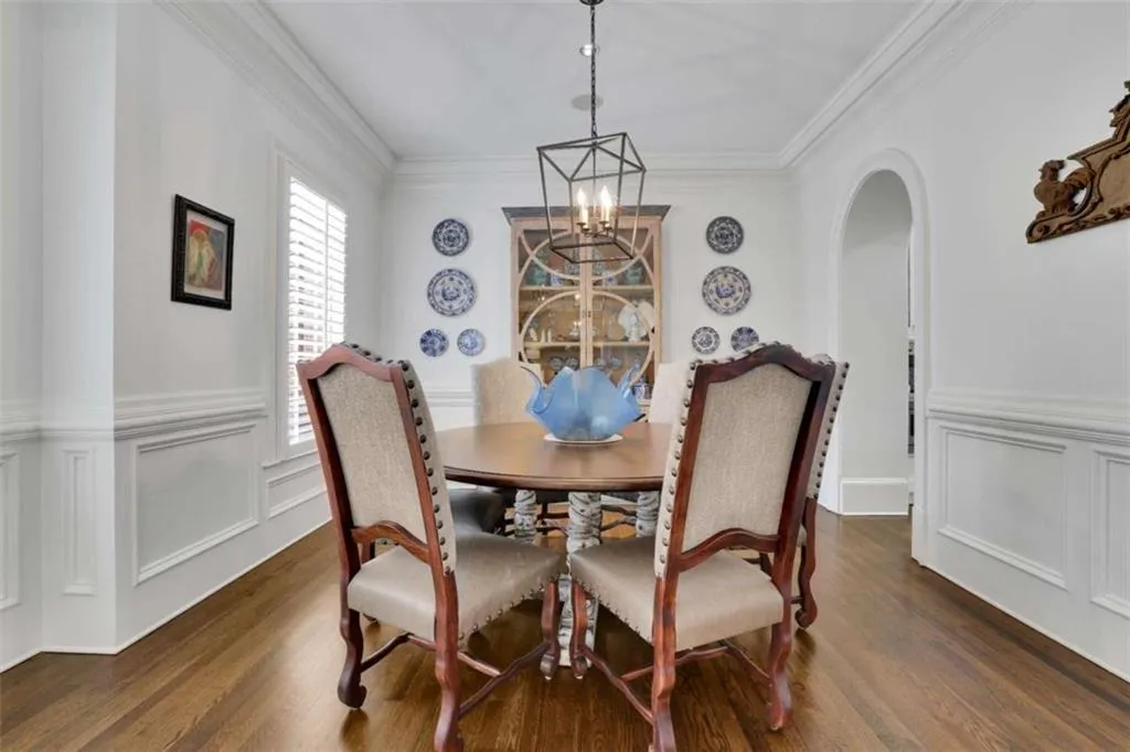 4084 Peachtree Dunwoody Road, Atlanta, Georgia 30342, 5 Bedrooms Bedrooms, ,5 BathroomsBathrooms,Residential,For Sale,4084 Peachtree Dunwoody Road,7587762
