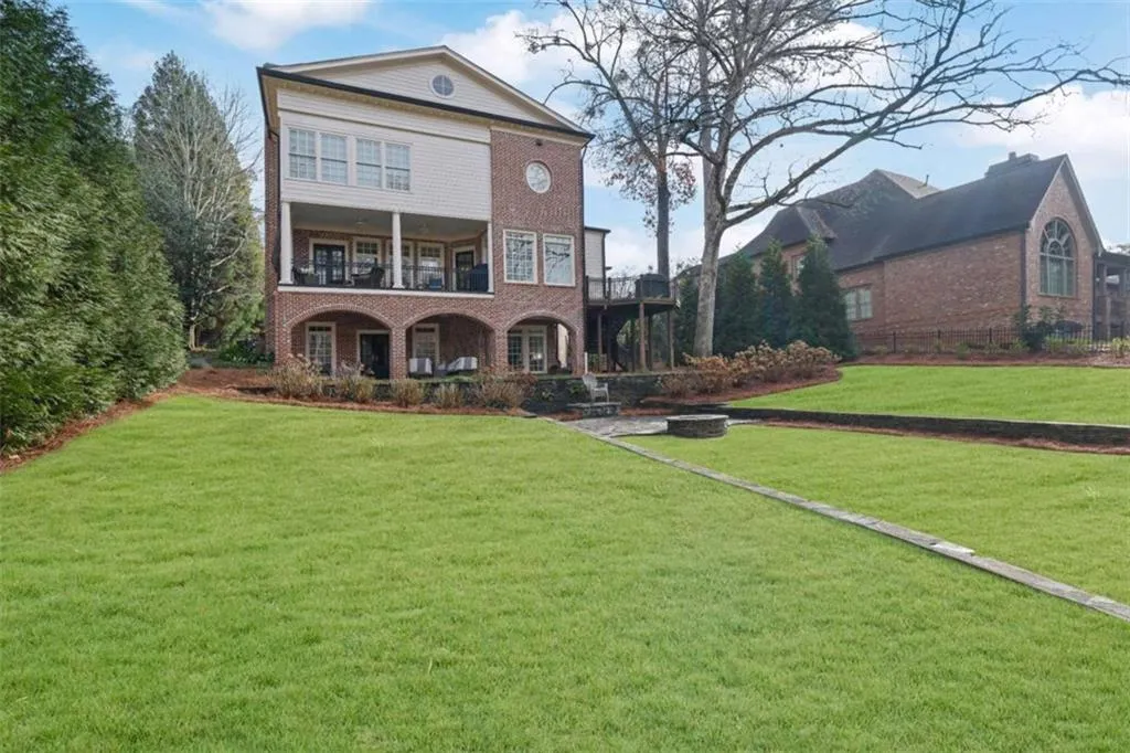 4084 Peachtree Dunwoody Road, Atlanta, Georgia 30342, 5 Bedrooms Bedrooms, ,5 BathroomsBathrooms,Residential,For Sale,4084 Peachtree Dunwoody Road,7587762