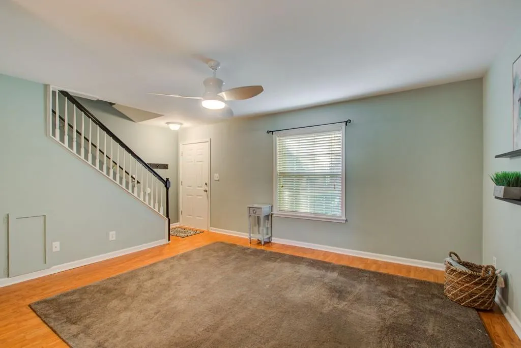 1201 Brighton Point, Sandy Springs, Georgia 30328, 2 Bedrooms Bedrooms, ,2 BathroomsBathrooms,Residential,Sold,1201 Brighton Point,7136326