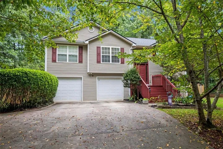 1049 Millard Farmer Road, Newnan, Georgia 30263
