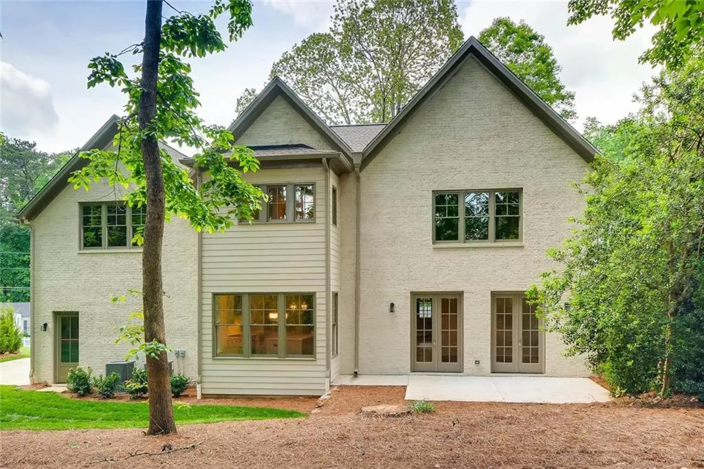 345 Pine Forest Road, Atlanta, Georgia 30342, 5 Bedrooms Bedrooms, ,4 BathroomsBathrooms,Residential,Sold,345 Pine Forest Road,6018010