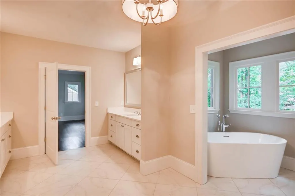 345 Pine Forest Road, Atlanta, Georgia 30342, 5 Bedrooms Bedrooms, ,4 BathroomsBathrooms,Residential,Sold,345 Pine Forest Road,6018010