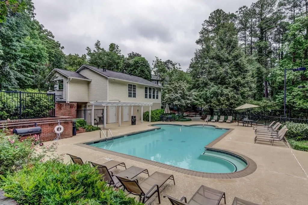 6822 Glenridge Drive Unit G, Sandy Springs, Georgia 30328, 1 Bedroom Bedrooms, ,1 BathroomBathrooms,Residential,Sold,6822 Glenridge Drive Unit G,5844057