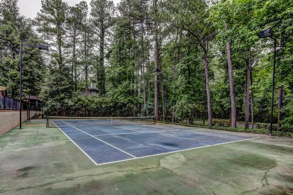 6822 Glenridge Drive Unit G, Sandy Springs, Georgia 30328, 1 Bedroom Bedrooms, ,1 BathroomBathrooms,Residential,Sold,6822 Glenridge Drive Unit G,5844057