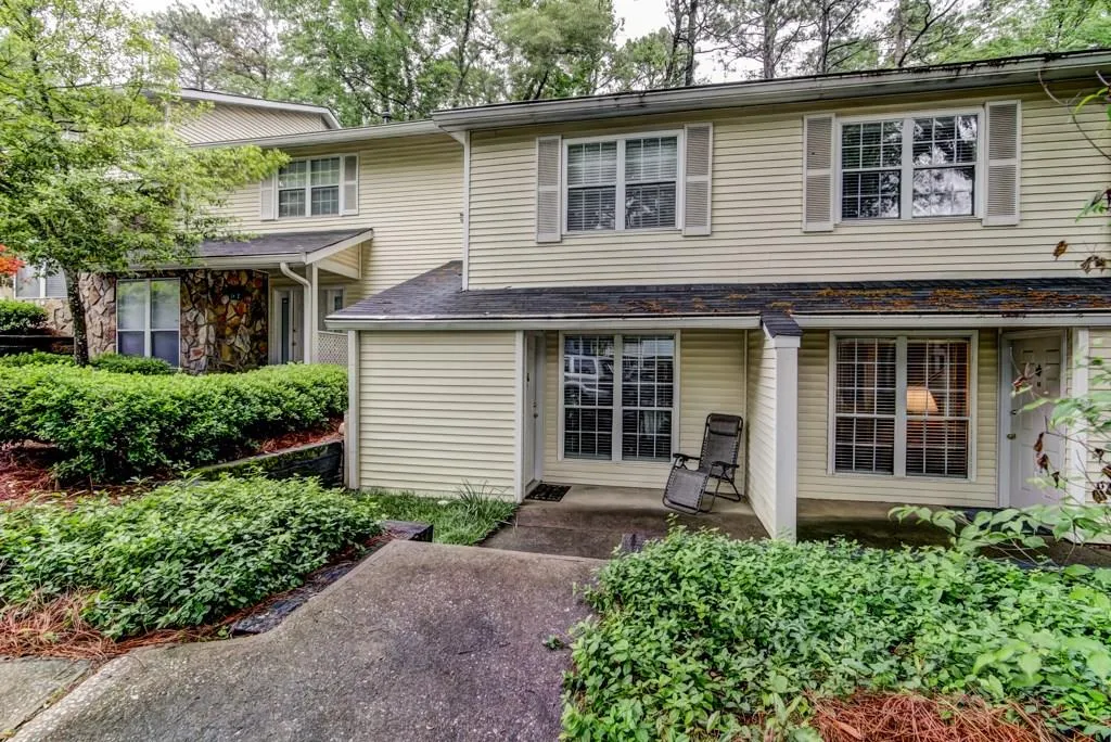 6822 Glenridge Drive Unit G, Sandy Springs, Georgia 30328, 1 Bedroom Bedrooms, ,1 BathroomBathrooms,Residential,Sold,6822 Glenridge Drive Unit G,5844057