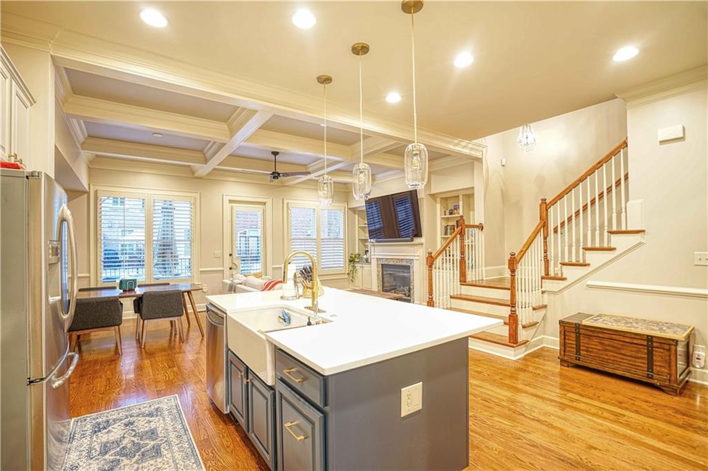 211 Riversgate Drive, Atlanta, Georgia 30339, 3 Bedrooms Bedrooms, ,3 BathroomsBathrooms,Residential,Sold,211 Riversgate Drive,7305507