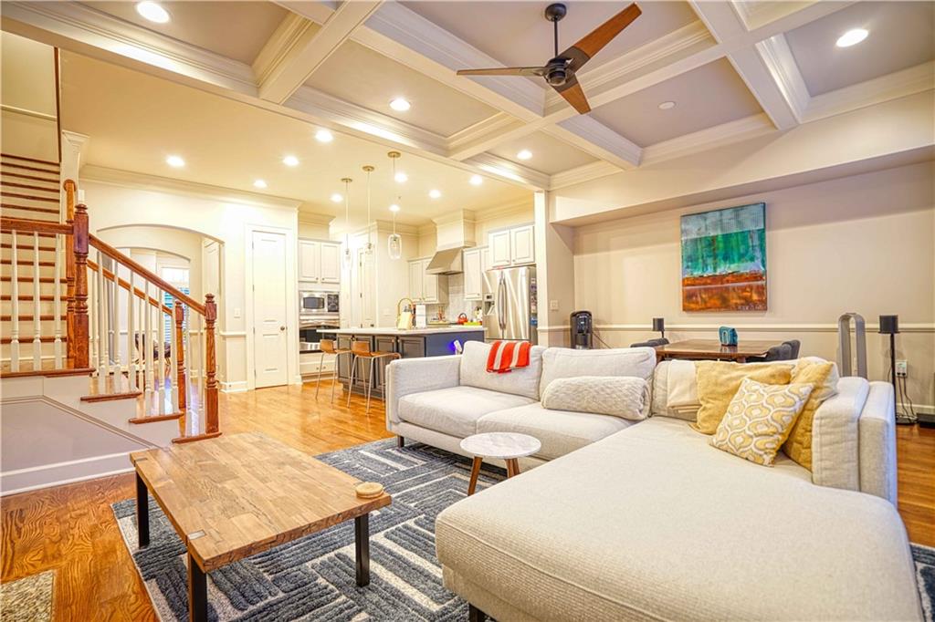 211 Riversgate Drive, Atlanta, Georgia 30339, 3 Bedrooms Bedrooms, ,3 BathroomsBathrooms,Residential,Sold,211 Riversgate Drive,7305507