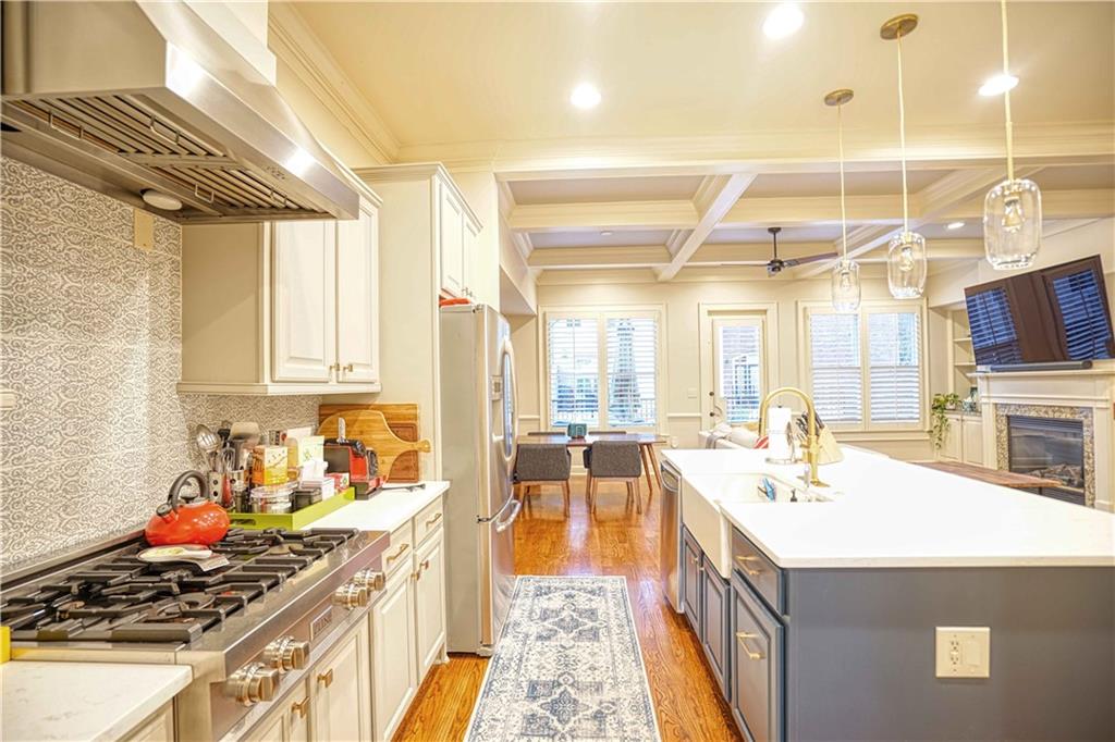 211 Riversgate Drive, Atlanta, Georgia 30339, 3 Bedrooms Bedrooms, ,3 BathroomsBathrooms,Residential,Sold,211 Riversgate Drive,7305507