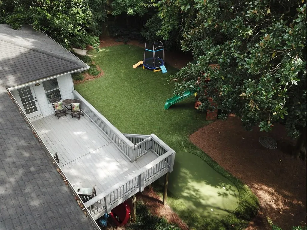 4660 Huntley Drive, Atlanta, Georgia 30342, 4 Bedrooms Bedrooms, ,3 BathroomsBathrooms,Residential,Sold,4660 Huntley Drive,6070884
