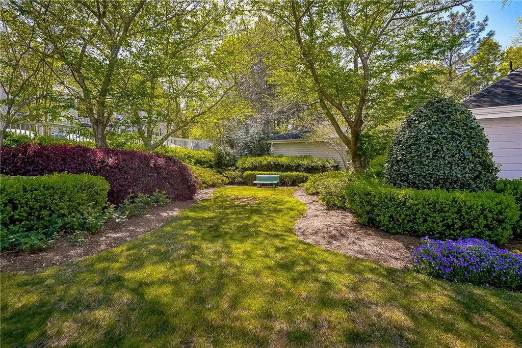 5104 Santa Fe Parkway, Sandy Springs, Georgia 30350, 2 Bedrooms Bedrooms, ,2 BathroomsBathrooms,Residential,Sold,5104 Santa Fe Parkway,5827117