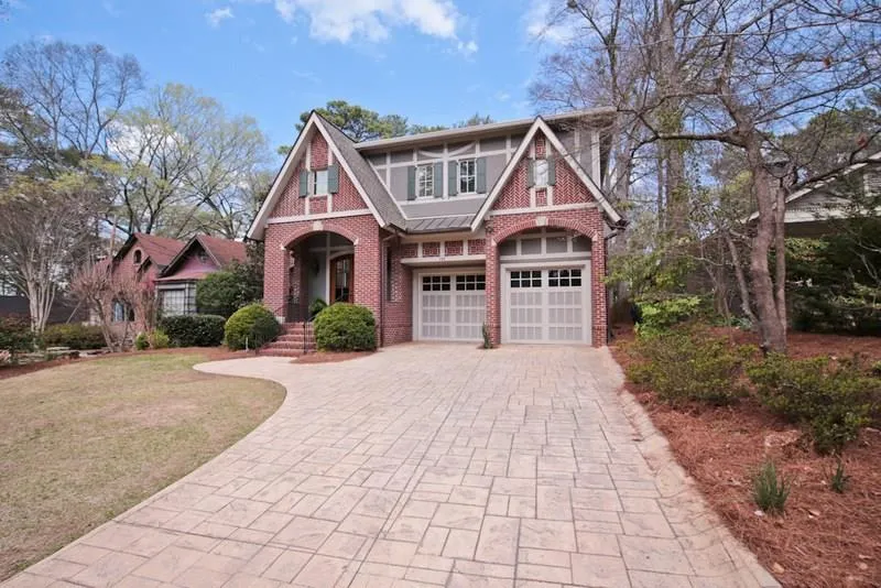 102 Roanoke Avenue Ne, Atlanta, Georgia 30305, 4 Bedrooms Bedrooms, ,4 BathroomsBathrooms,Residential,Sold,102 Roanoke Avenue Ne,5814939