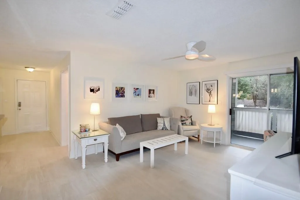 3101 Santa Fe Parkway, Sandy Springs, Georgia 30350, 2 Bedrooms Bedrooms, ,2 BathroomsBathrooms,Residential,Sold,3101 Santa Fe Parkway,6788315